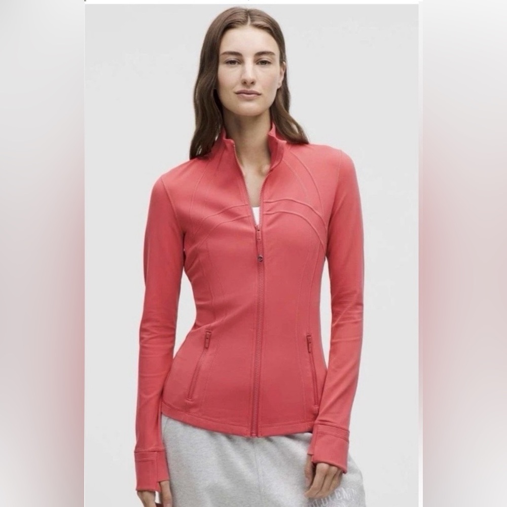 Lululemon define jacket Nulu desert red size 4 EUC